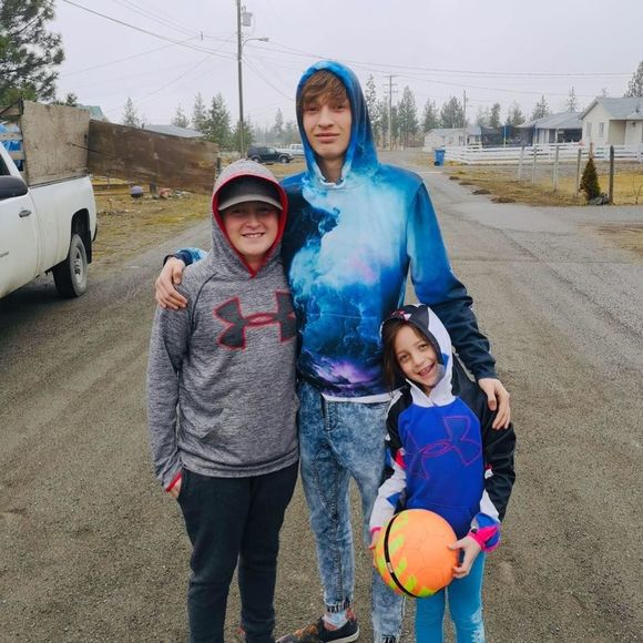 Meet your Posher, Jessica - Picture 1 of 1